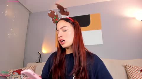 Hannah online show from December 11, 1:26 am