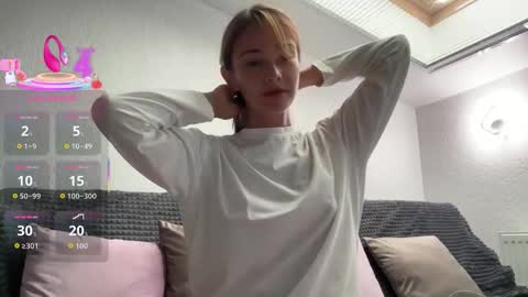 hannahinto online show from September 22, 8:05 am