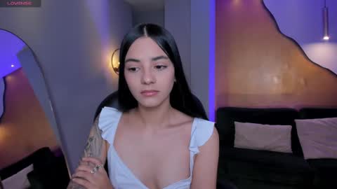 Snapshot of hannahjamesx chatting on February 19, 7:16 pm HANNAH J online show from February 19, 7:16 pm