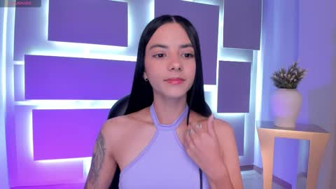 Snapshot of hannahjamesx chatting on September 26, 6:23 pm HANNAH J online show from September 26, 6:23 pm