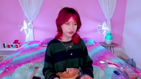 Hannah online show from January 8, 11:32 am