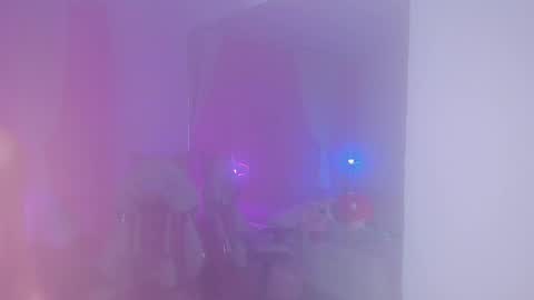 Hannah online show from February 25, 3:38 pm