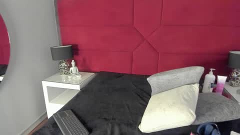 HANNY online show from March 11, 11:55 am