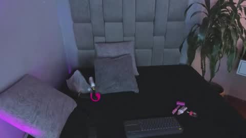 HANNY online show from September 12, 12:05 pm