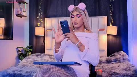 Hanzking01 online show from September 16, 3:40 am