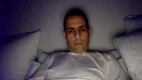 Snapshot of happy2334 chatting on November 19, 3:28 am skysky6969 online show from November 19, 3:28 am