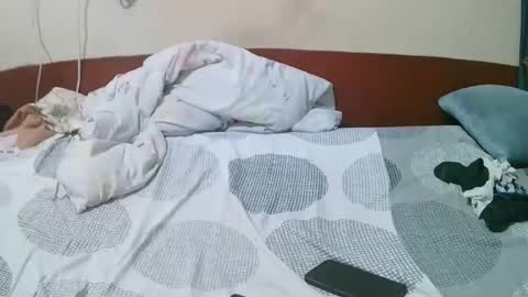 happysonia online show from February 12, 11:18 am