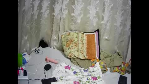 happysonia online show from September 16, 2:01 am