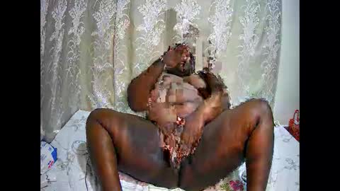 happysonia online show from September 17, 6:53 pm