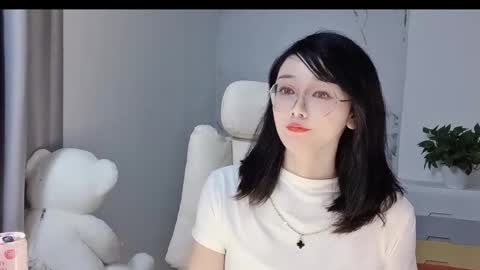 Snapshot of happysweetie168 chatting on March 4, 7:19 am Daisy online show from March 4, 7:19 am