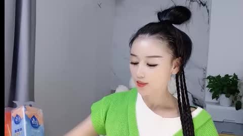 happysweety1688 online show from September 27, 6:40 am