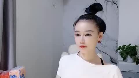 happysweety1688 online show from October 4, 11:58 pm