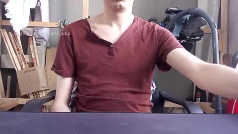 happytronco online show from September 13, 1:44 pm