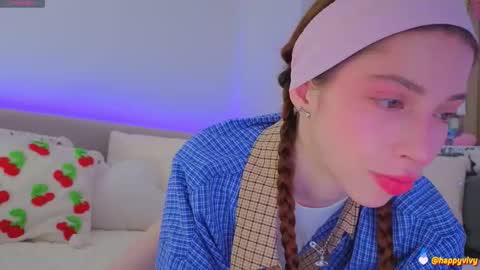 Snapshot of happyvivy chatting on September 17, 12:34 am Vivy online show from September 17, 12:34 am