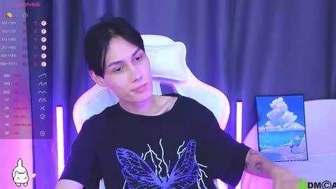 Mark online show from October 28, 11:07 pm