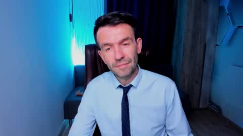 Steve online show from October 12, 3:44 pm