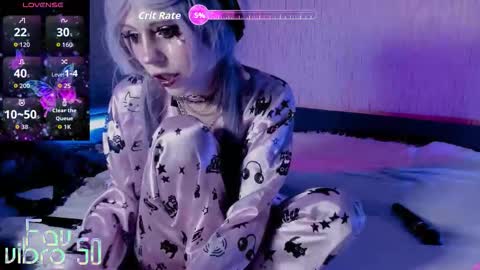 Mia online show from October 26, 10:36 pm