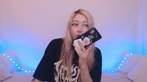 Emily online show from September 16, 10:55 pm