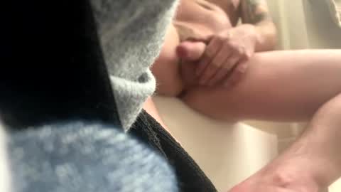 Snapshot of hardcovk2486 chatting on December 31, 4:27 am hardcovk2486 online show from December 31, 4:27 am