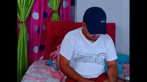 SARYS AND GEISON online show from December 5, 1:47 am