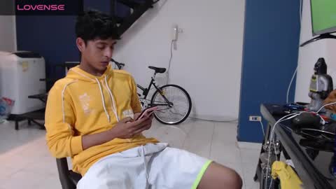 Andres Dean online show from February 16, 10:32 pm