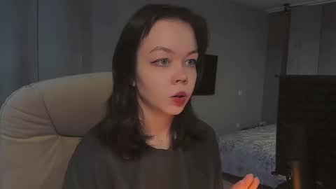 Snapshot of haribo_asmr chatting on October 4, 10:24 am Miss Hari online show from October 4, 10:24 am