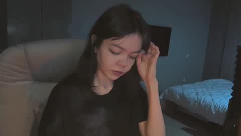 Snapshot of haribo_asmr chatting on December 5, 10:57 am Miss Hari online show from December 5, 10:57 am