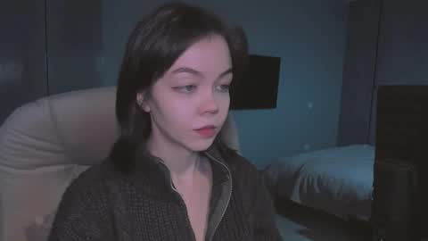 Snapshot of haribo_asmr chatting on December 14, 11:15 am Miss Hari online show from December 14, 11:15 am