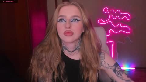 Julia online show from December 18, 5:48 am