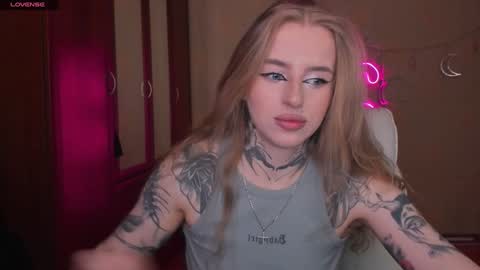 Julia online show from February 3, 5:18 am