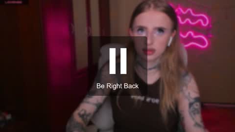 Julia online show from February 6, 5:14 am