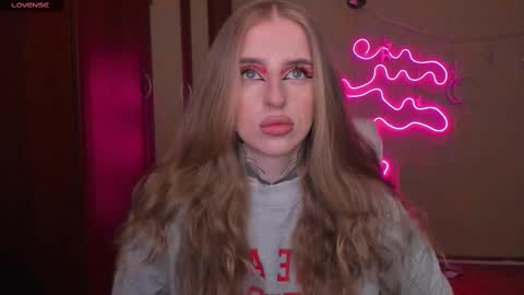 Julia online show from February 22, 5:44 am