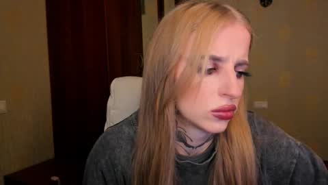 Julia online show from October 3, 5:48 am