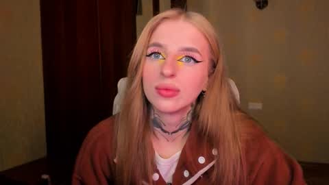 Julia online show from October 4, 5:27 am