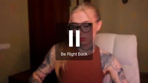 Julia online show from October 27, 5:33 am