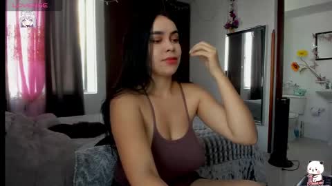 Snapshot of harleynapier chatting on February 12, 3:27 pm Natii online show from February 12, 3:27 pm