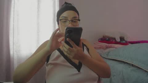 Snapshot of harleynapier chatting on October 12, 4:39 pm Natii online show from October 12, 4:39 pm