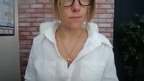 harleyrebz online show from September 29, 7:13 am