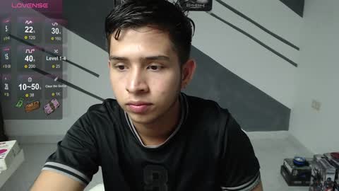 Snapshot of harold_18_ chatting on December 3, 9:23 pm harold_18_ online show from December 3, 9:23 pm