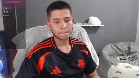 Snapshot of harold_18_ chatting on January 28, 8:36 pm harold_18_ online show from January 28, 8:36 pm