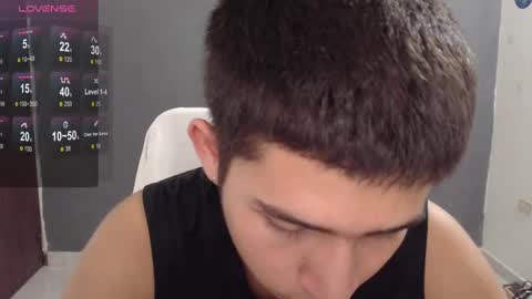 Snapshot of harold_18_ chatting on February 24, 10:47 pm harold_18_ online show from February 24, 10:47 pm