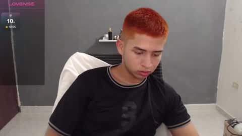 Snapshot of harold_18_ chatting on February 27, 7:58 pm harold_18_ online show from February 27, 7:58 pm