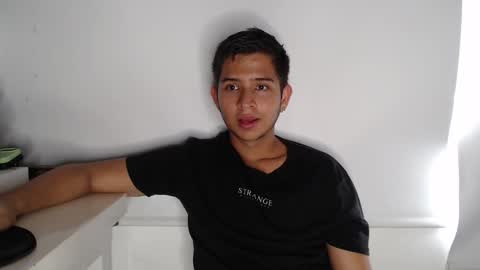 Snapshot of harold_18_ chatting on November 12, 6:30 pm harold_18_ online show from November 12, 6:30 pm