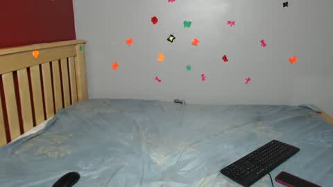 Snapshot of harriegrovin chatting on February 2, 2:06 am Grovin online show from February 2, 2:06 am