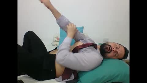 Snapshot of harry_goldenmillerx10fun chatting on January 16, 2:19 pm Harry online show from January 16, 2:19 pm