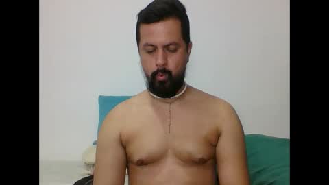 Snapshot of harry_goldenmillerx10fun chatting on February 11, 12:38 am Harry online show from February 11, 12:38 am