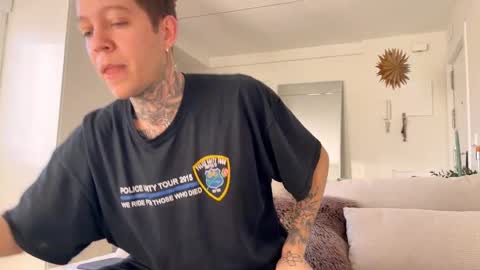 TAP HERE choise Harry tattoo on chest  Jen curls hair online show from December 28, 8:48 am