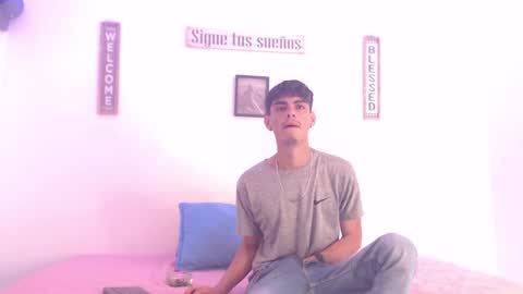 harry thomson online show from December 15, 5:31 pm