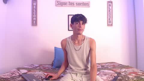 harry thomson online show from January 19, 7:04 am