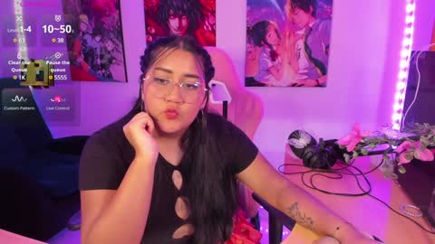 Snapshot of haruu2 chatting on January 30, 6:32 pm karen online show from January 30, 6:32 pm